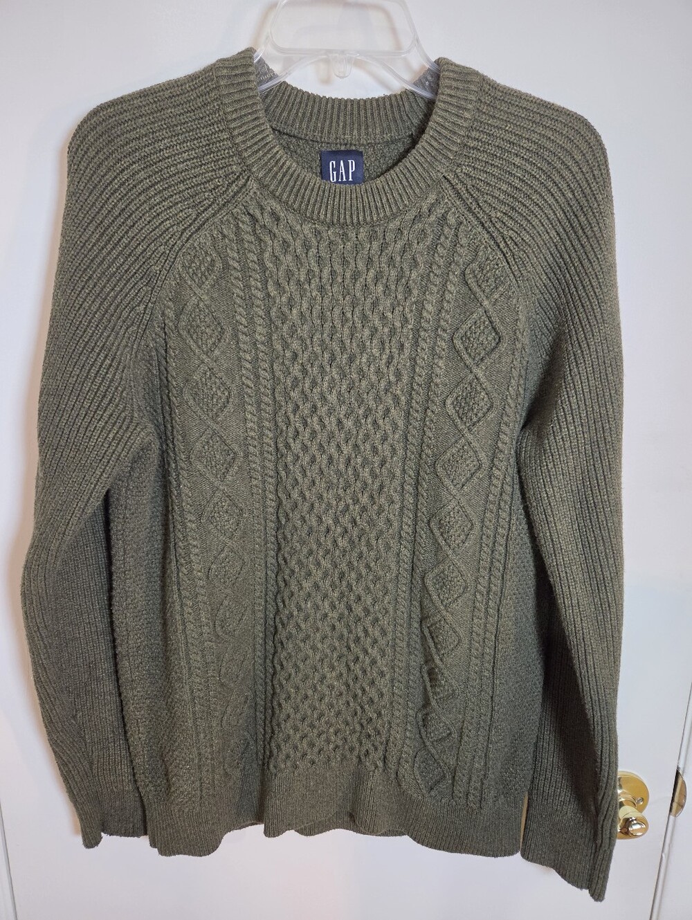 GAP Men's Olive Cable-Knit Crewneck Wool Blend Fisherman Sweater New England